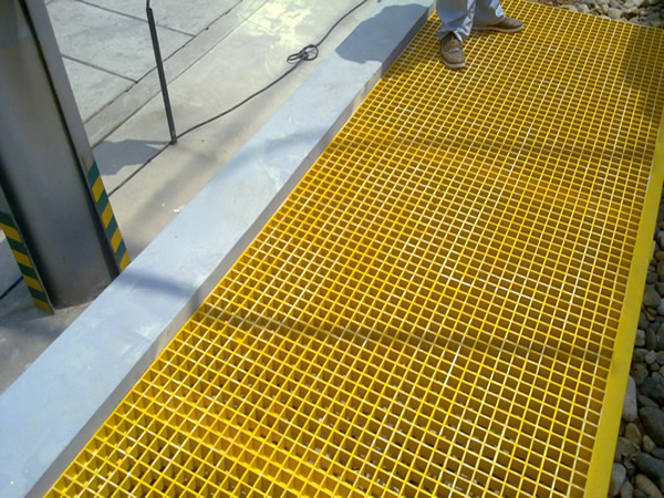 玻璃鋼格柵板廠家直銷-玻璃鋼格柵多少錢一平？